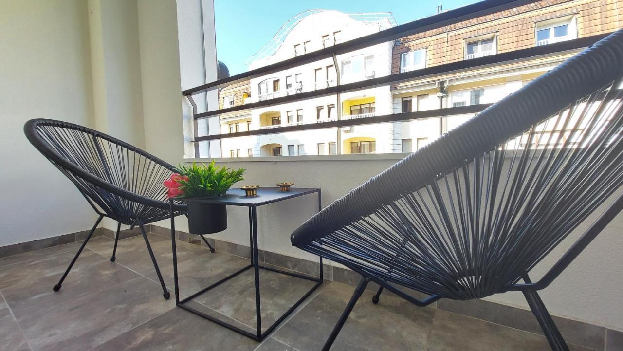 Supernova Deluxe Residence Novi Sad Ngoại thất bức ảnh