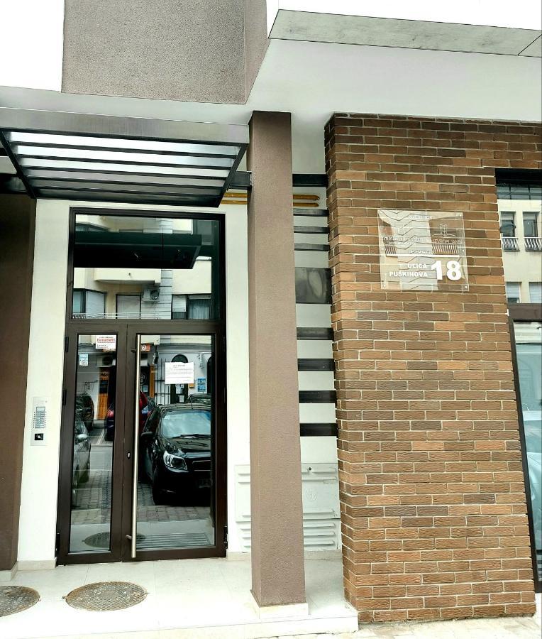 Supernova Deluxe Residence Novi Sad Ngoại thất bức ảnh