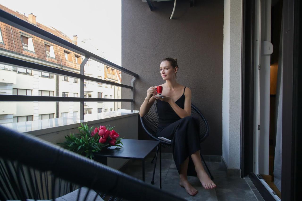 Supernova Deluxe Residence Novi Sad Ngoại thất bức ảnh