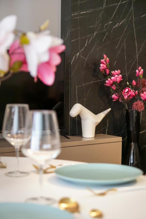 Supernova Deluxe Residence Novi Sad Ngoại thất bức ảnh