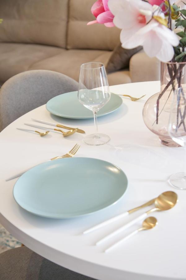 Supernova Deluxe Residence Novi Sad Ngoại thất bức ảnh